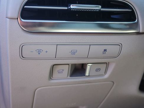 Used 2024 Hyundai Palisade Calligraphy image 29