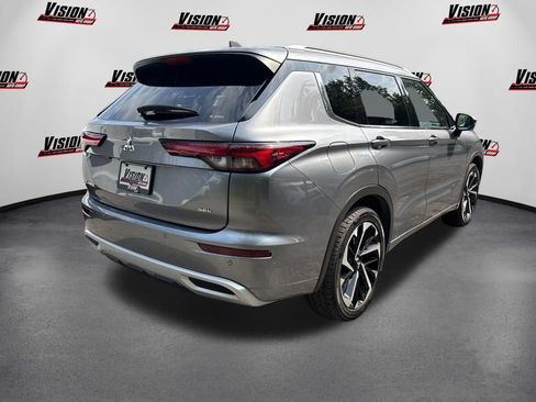 Used 2024 Mitsubishi Outlander SEL AWD/4WD image 5