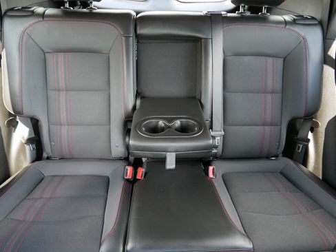Used 2022 Chevrolet Equinox RS w/ Infotainment Package AWD/4WD image 13