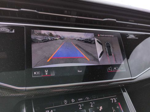 Used 2023 Audi SQ8 Premium Plus w/ Carbon Optic Package AWD/4WD image 32