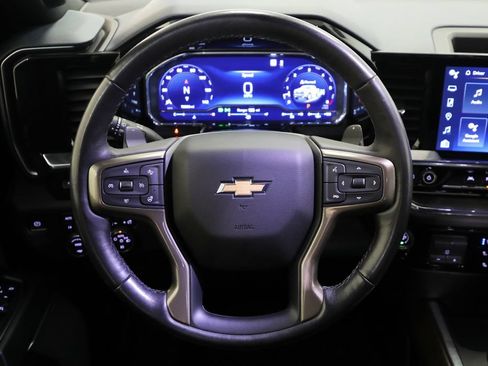 Certified 2023 Chevrolet Silverado 1500 High Country w/ Technology Package AWD/4WD image 4