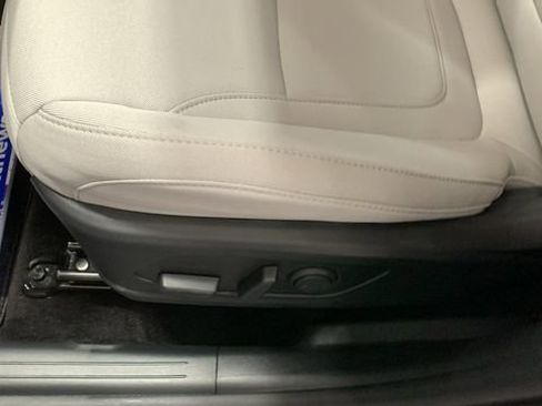 Certified 2025 Hyundai Tucson SEL AWD/4WD image 11