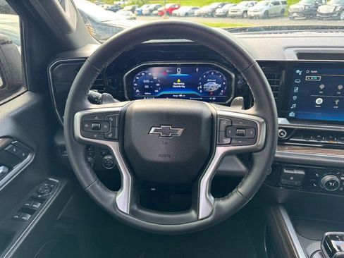 Used 2025 Chevrolet Silverado 1500 RST w/ Z71 Off-Road Package image 12