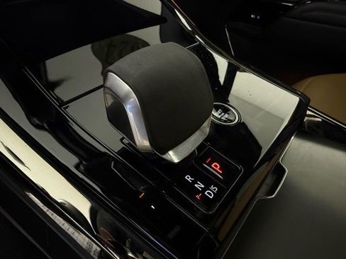 Used 2024 Land Rover Range Rover Sport Dynamic SE image 18