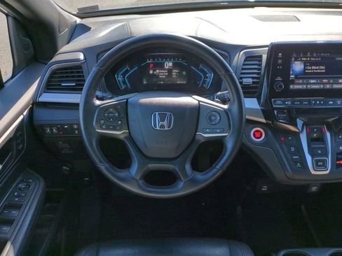 Used 2023 Honda Odyssey Sport image 16