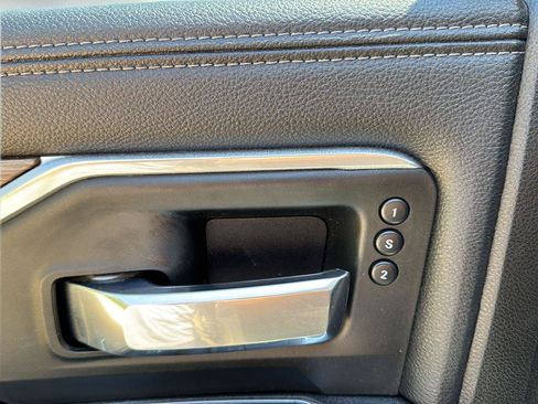 Used 2019 RAM 2500 Laramie AWD/4WD image 14