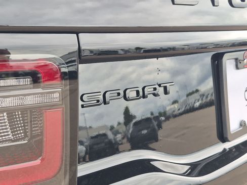New 2026 Land Rover Discovery Sport Landmark AWD/4WD image 12