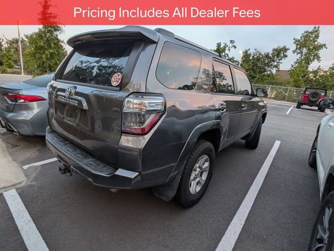 Certified 2022 Toyota 4Runner SR5 Premium w/ Moonroof Package AWD/4WD image 7