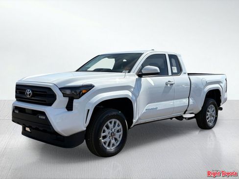 New 2026 Toyota Tacoma SR5 RWD image 2