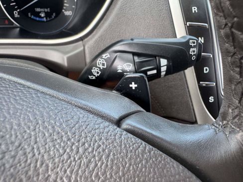 Used 2017 Lincoln MKX Select w/ Select Plus Package FWD image 26
