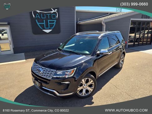 Used 2019 Ford Explorer Platinum AWD/4WD image 2