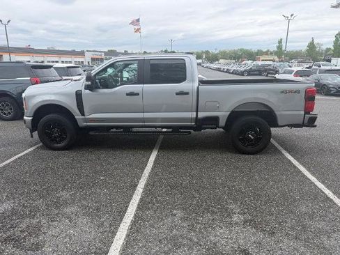 Certified 2023 Ford F250 XL w/ STX Appearance Package AWD/4WD image 5