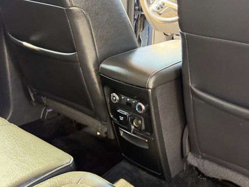 Used 2018 Ford Flex Limited FWD image 18