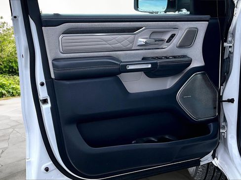 Used 2022 RAM 1500 Limited image 24