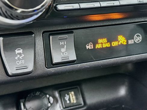 Certified 2025 Toyota RAV4 XLE w/ Convenience Package AWD/4WD image 22