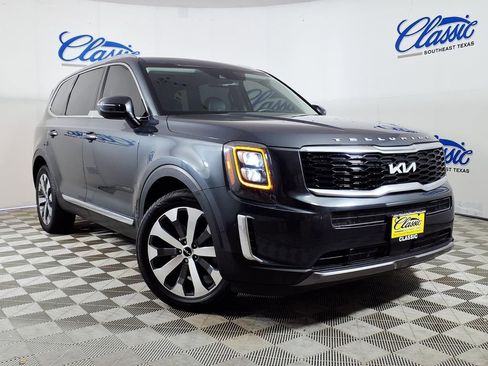 Used 2022 Kia Telluride EX w/ EX Premium Package FWD image 1