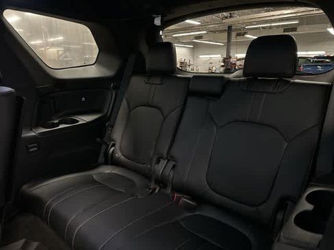 Used 2023 Honda Pilot TrailSport image 20