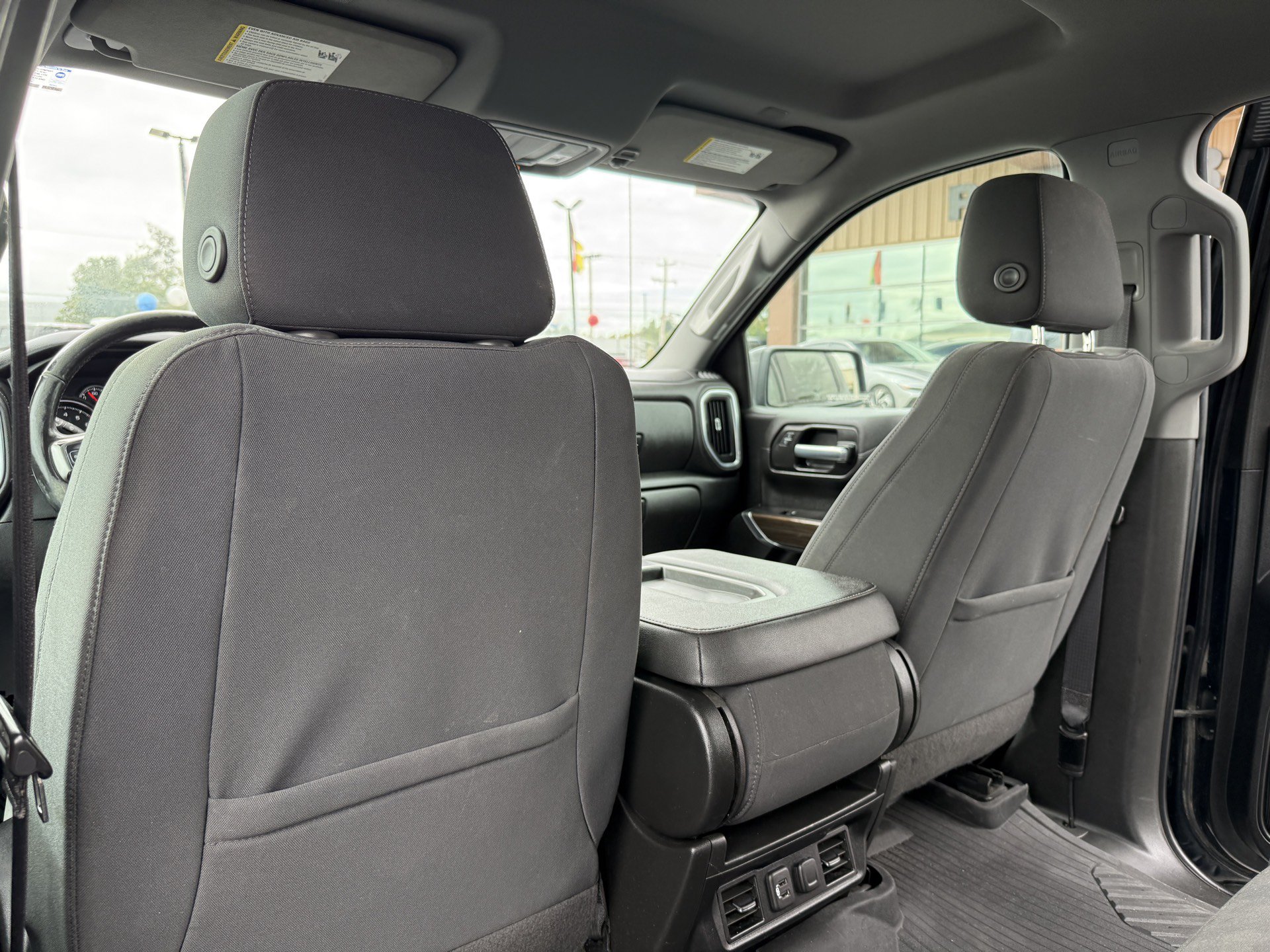 Used 2021 Chevrolet Silverado 1500 RST w/ Z71 Off-Road Package AWD/4WD image 26