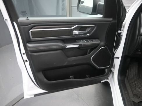 Used 2025 RAM 1500 Laramie w/ Sport Appearance Package AWD/4WD image 18