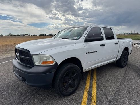 Used 2012 RAM 1500 Tradesman w/ ST Popular Equipment Group AWD/4WD image 3