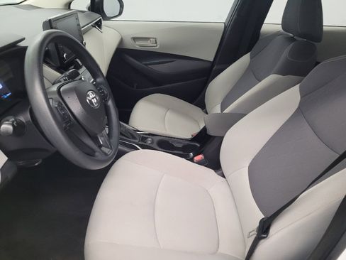 Used 2022 Toyota Corolla LE FWD image 17