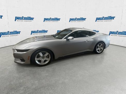 Used 2026 Ford Mustang Premium RWD image 5