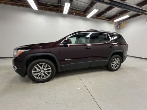 Used 2017 GMC Acadia SLE image 5