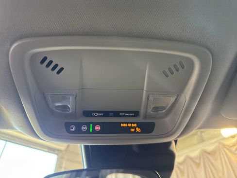 Used 2023 Chevrolet Malibu LT image 30