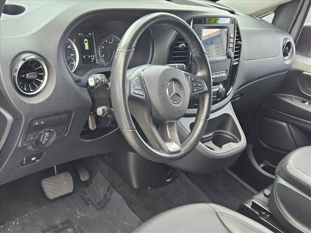 Used 2023 Mercedes-Benz Metris Passenger image 10
