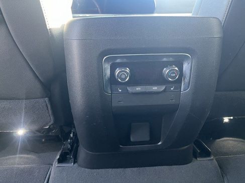 Certified 2025 Chevrolet Tahoe Premier image 12