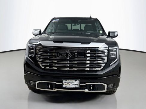 Used 2026 GMC Sierra 1500 Denali w/ Denali Reserve Package AWD/4WD image 8