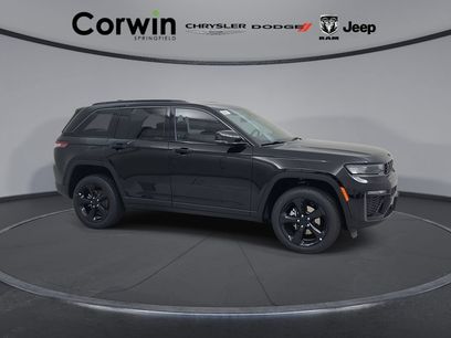 New 2026 Jeep Grand Cherokee Limited w/ Limited Altitude Package
