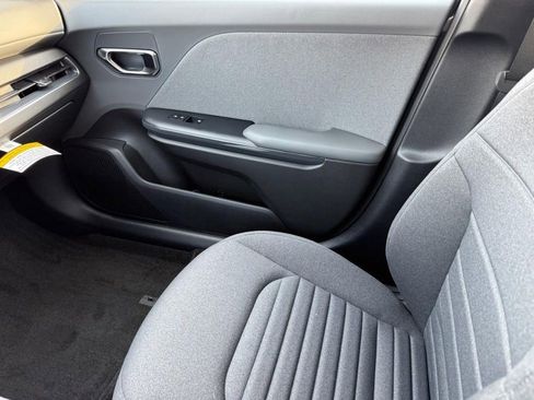 New 2025 Kia K4 GT-Line Turbo FWD image 18