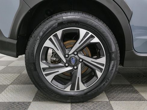 Used 2024 Subaru Crosstrek 2.0i Premium image 18