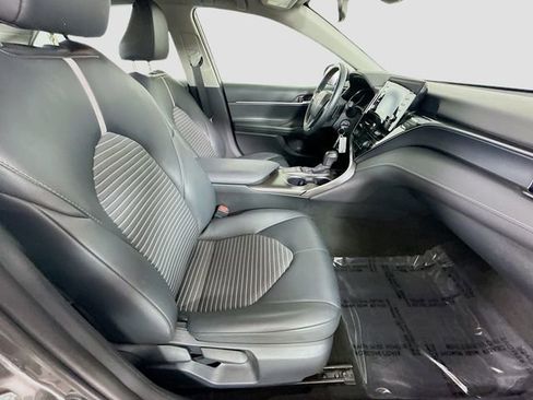 Certified 2024 Toyota Camry SE image 25