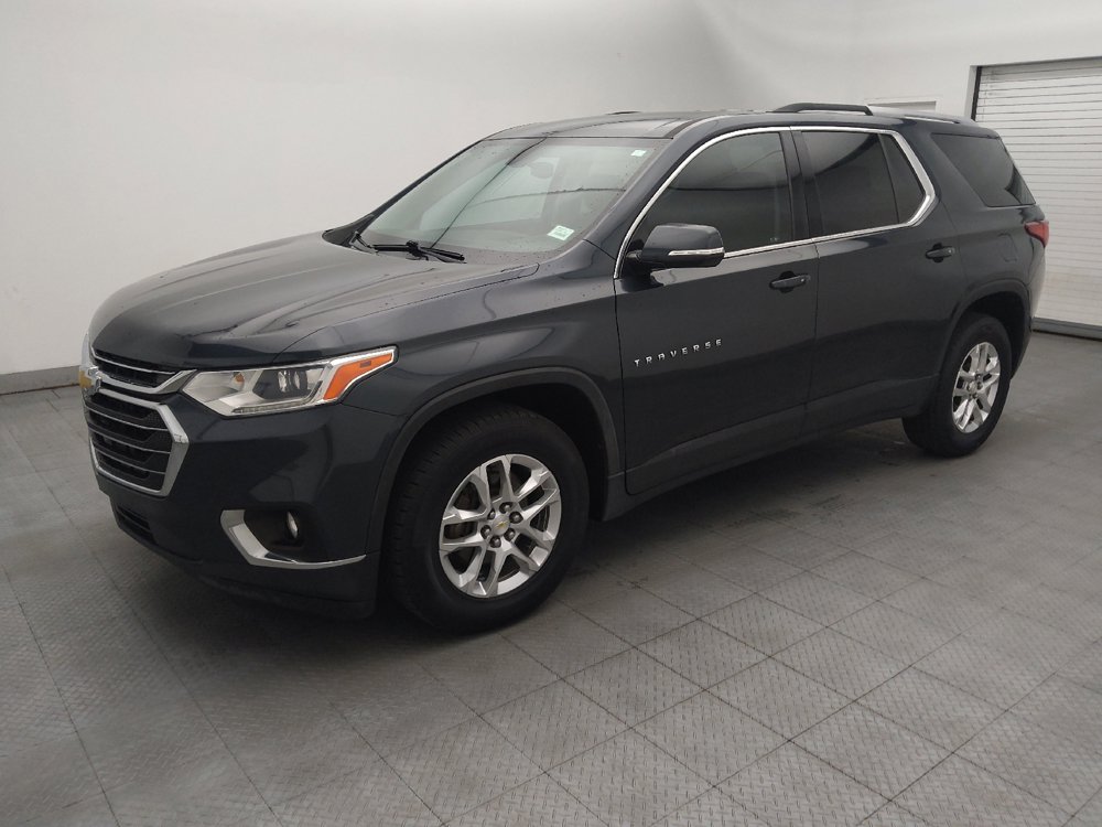 Used 2018 Chevrolet Traverse LT FWD image 2