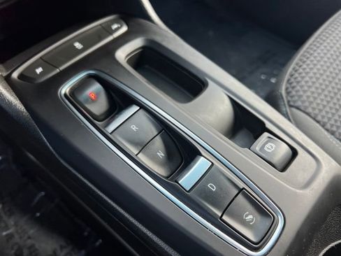 Used 2023 Chevrolet Bolt LT image 22