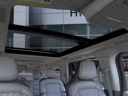New 2026 Lincoln Navigator L Black Label AWD/4WD image 22