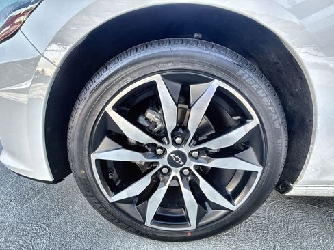 Used 2025 Chevrolet Malibu RS image 31