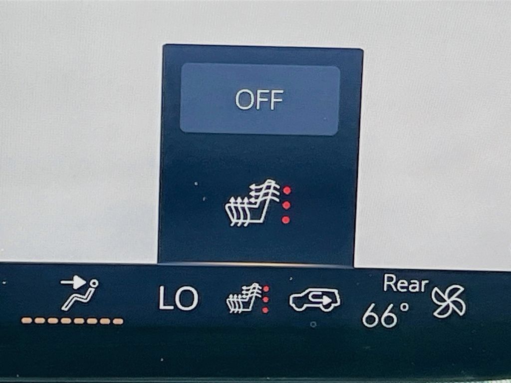 Used 2025 Buick Enclave Sport Touring FWD image 21