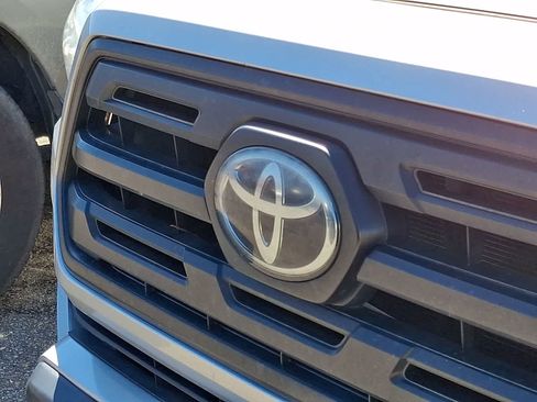 Used 2019 Toyota Tacoma SR w/ SR Convenience Package RWD image 4