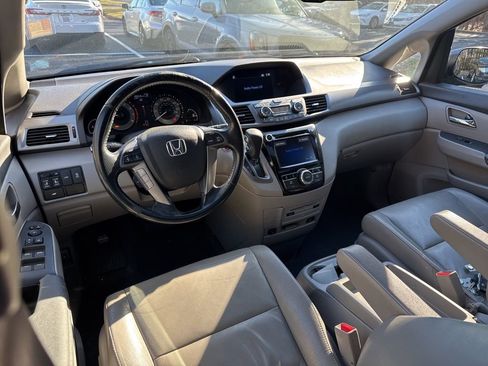 Used 2015 Honda Odyssey EX-L image 2