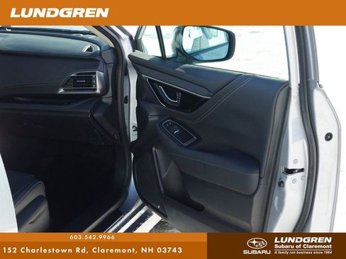 Used 2025 Subaru Legacy Limited AWD/4WD image 8