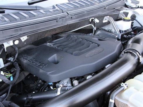 Used 2023 Ford Expedition Max XLT AWD/4WD image 37