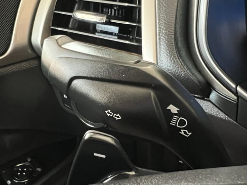 Used 2016 Ford Fusion SE w/ Equipment Group 202A FWD image 32