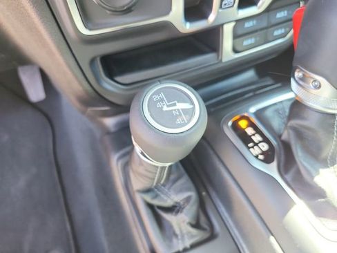 New 2026 Jeep Wrangler Unlimited Sahara AWD/4WD image 28