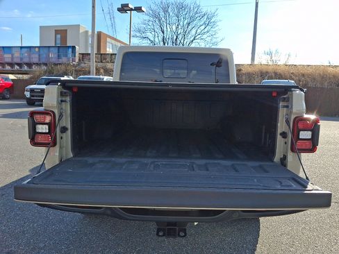 Used 2020 Jeep Gladiator Rubicon image 28