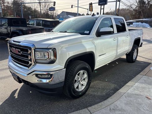 Used 2017 GMC Sierra 1500 SLE w/ SLE Value Package image 6