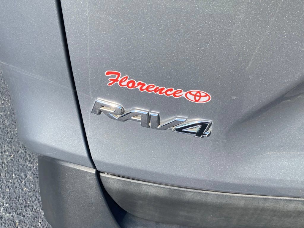 Used 2020 Toyota RAV4 XLE Premium AWD/4WD image 14