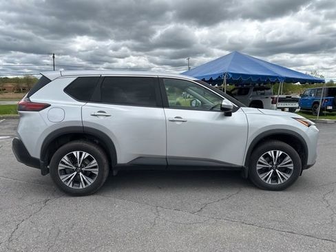 Certified 2023 Nissan Rogue SV AWD/4WD image 6